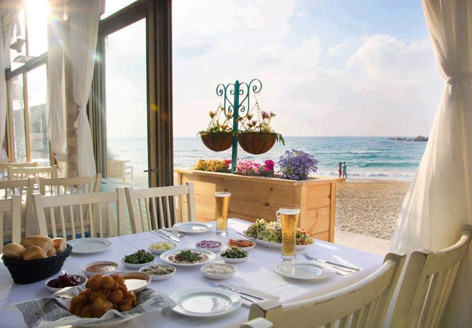 אירועים קטנים על הים